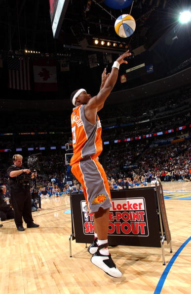 体育CBA半决赛：广东男篮98-82辽宁男篮夺赛点